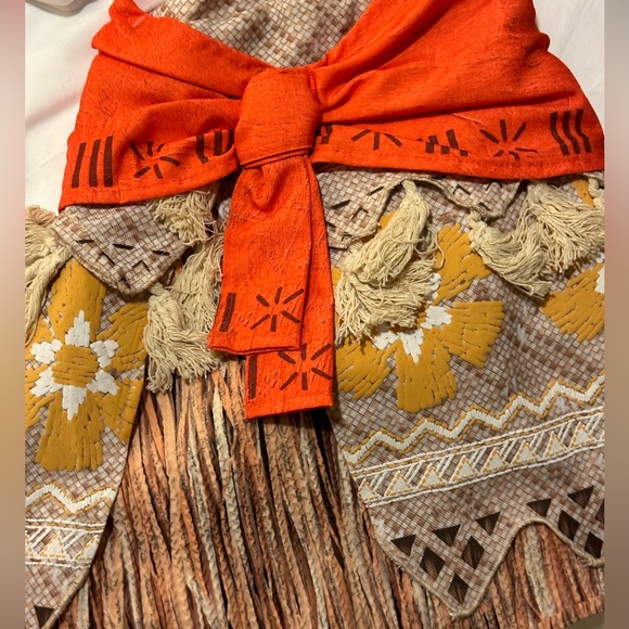 Moana dress from Disney World limited edition never worn size 3T NWOT - Picture 7 of 7